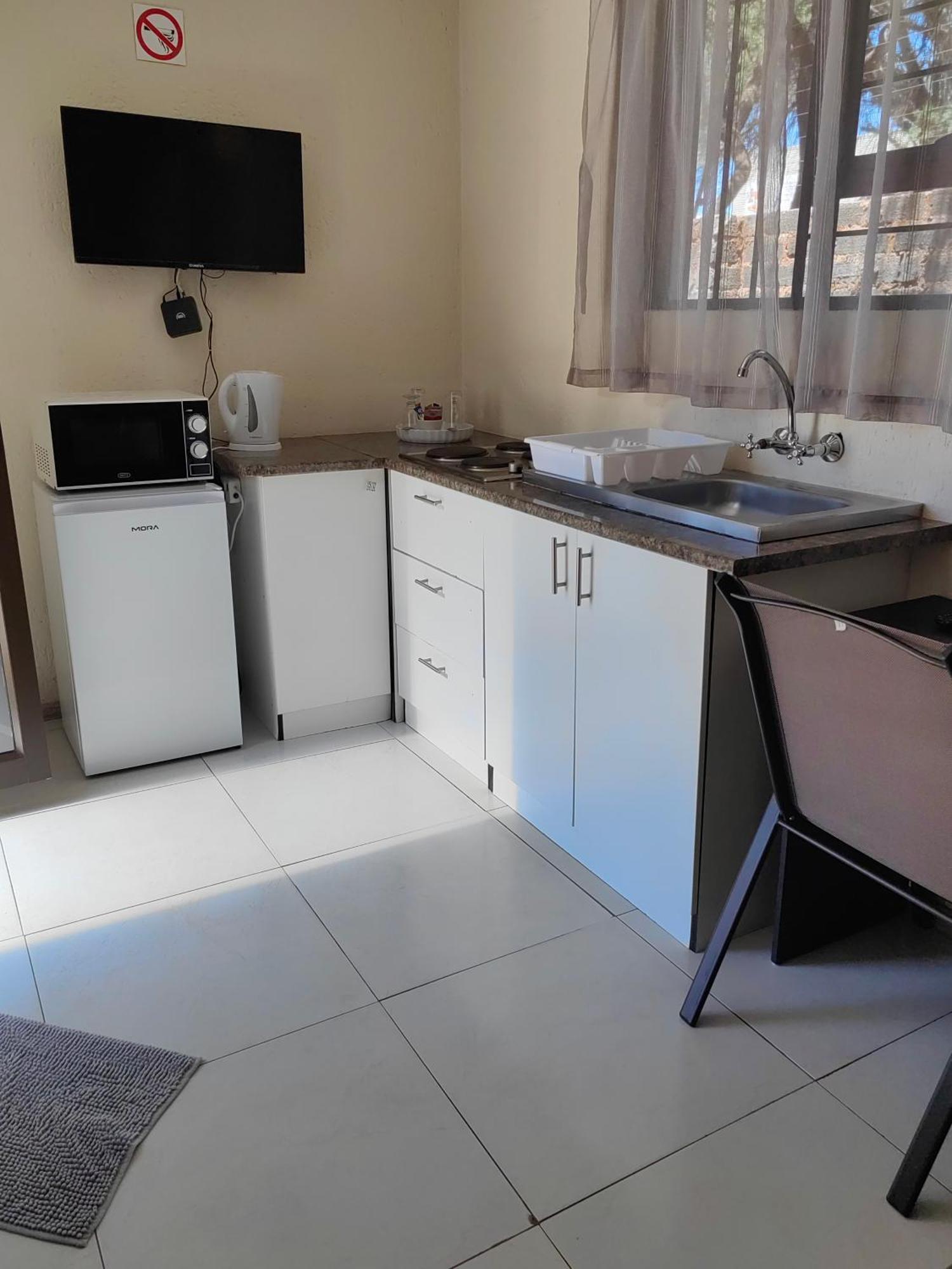 Back Of The Moon Guesthouse Kuruman Exterior photo